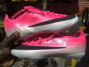 Nike Mercurial Boot Available for All Parks