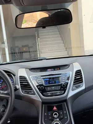 Hyundai Elantra 2015 Red