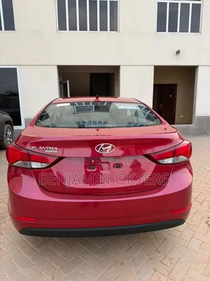 Hyundai Elantra 2015 Red