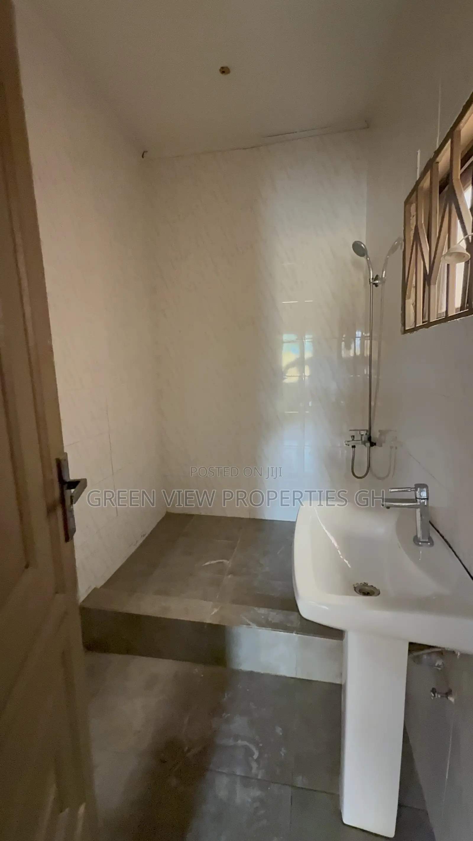 2bdrm Apartment in Old Barrier for rent