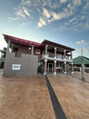 2bdrm Apartment in Adenta, Frafraha for rent