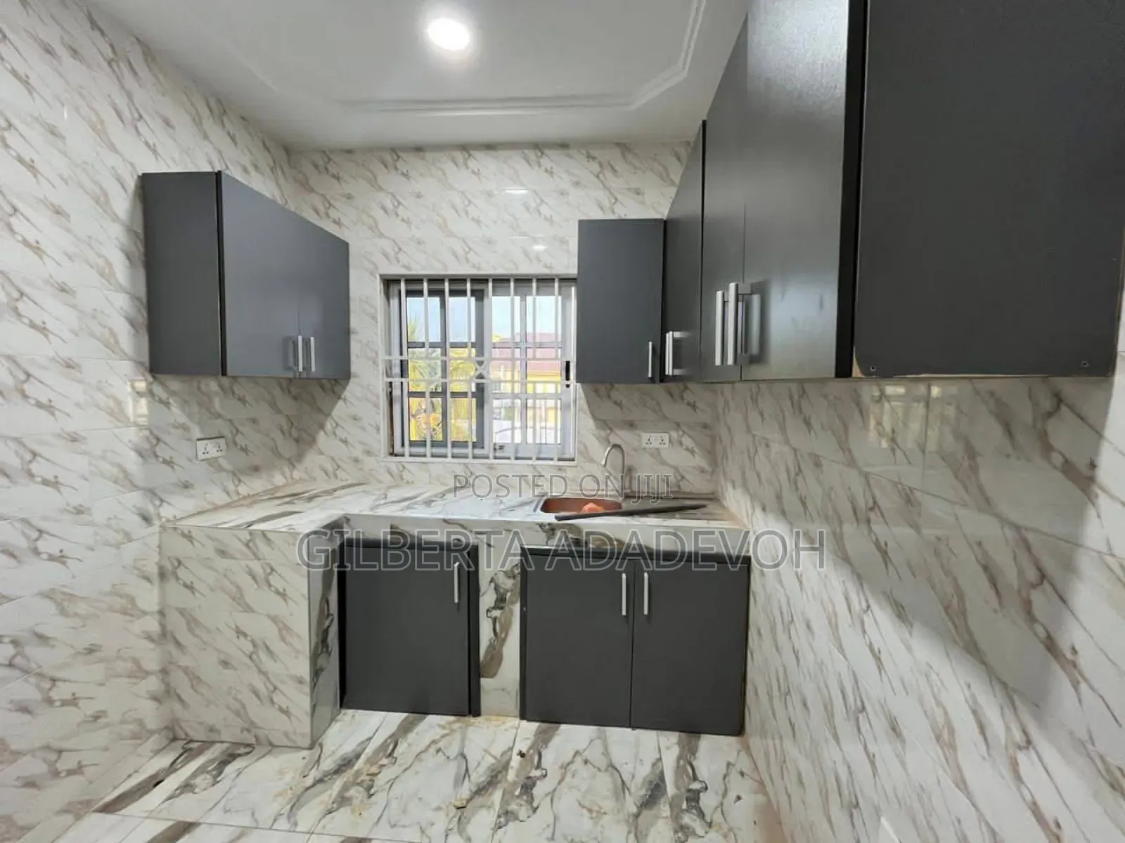 2bdrm Apartment in Adenta, Frafraha for rent