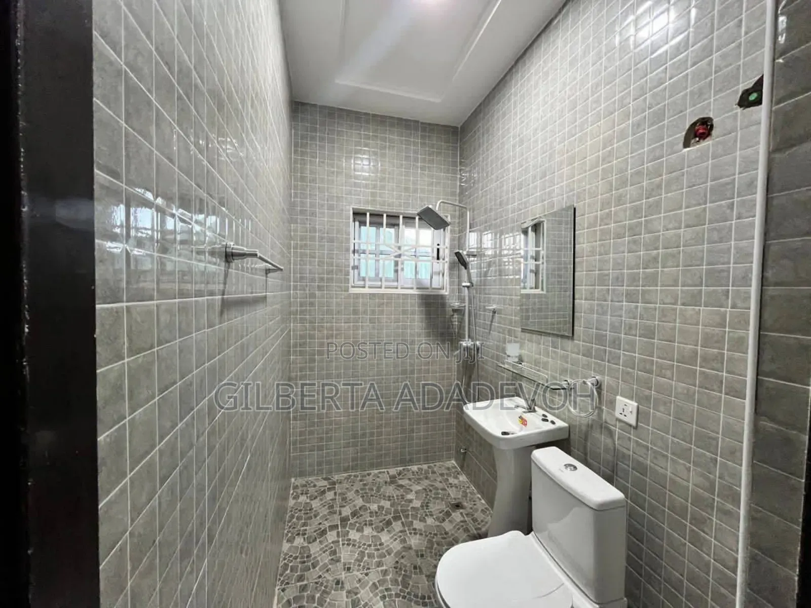 2bdrm Apartment in Adenta, Frafraha for rent