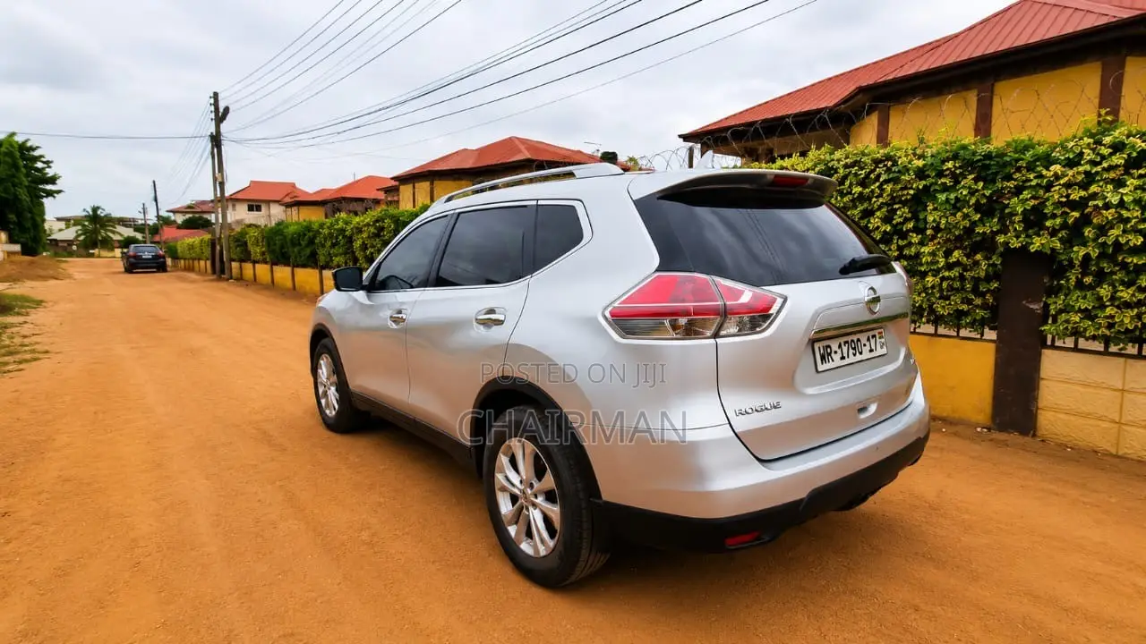 Nissan Rogue SV 4dr SUV AWD (2.5L 4cyl CVT) 2014 Silver