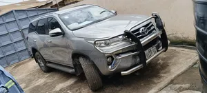 Toyota Fortuner 2.7 AWD 2016 Gray