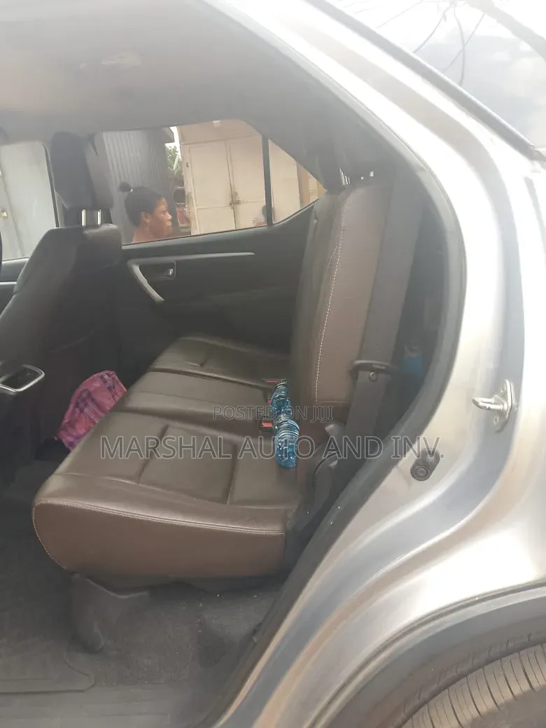 Toyota Fortuner 2.7 AWD 2016 Gray