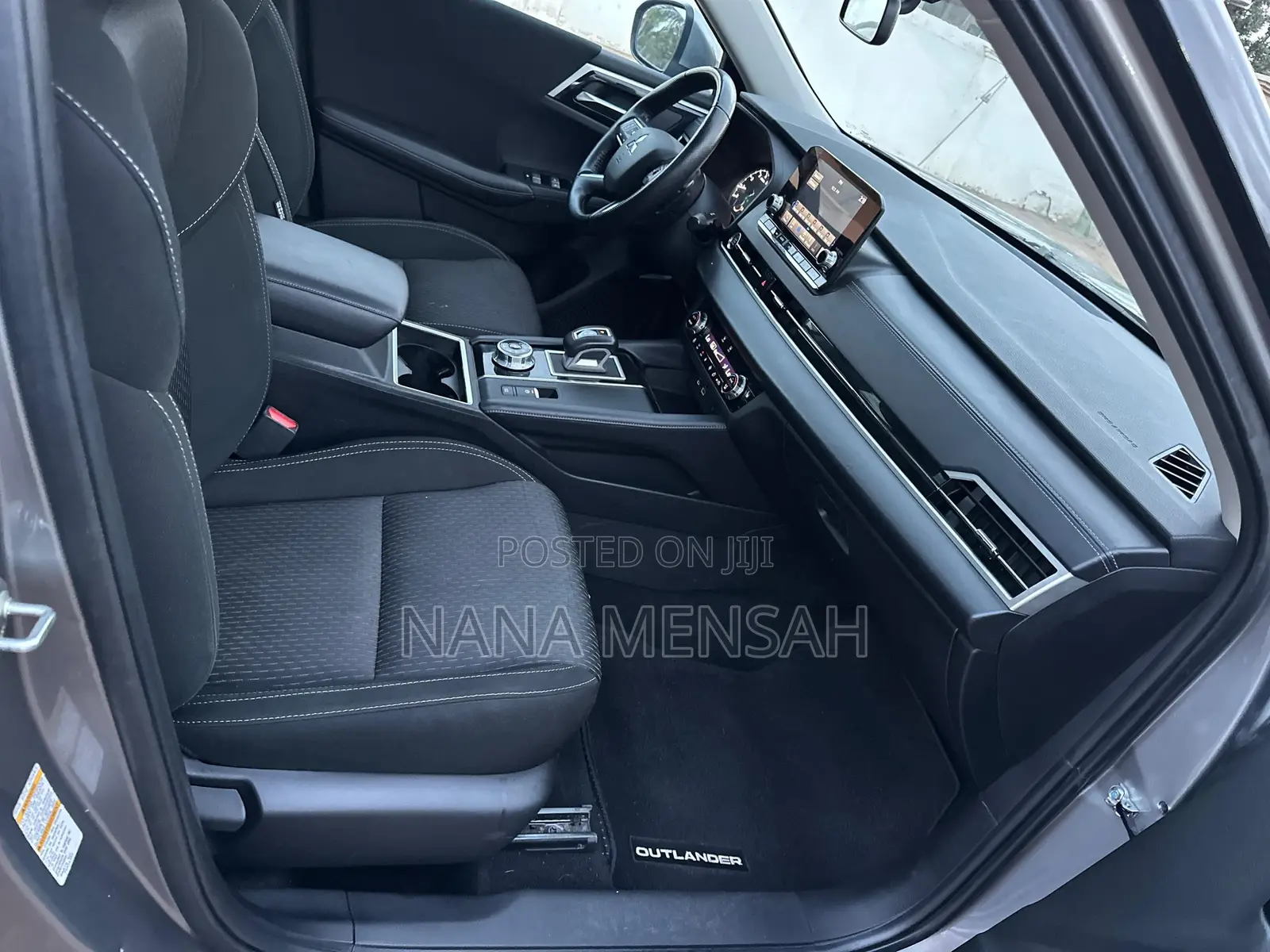 Mitsubishi Outlander SEL 2022 Silver