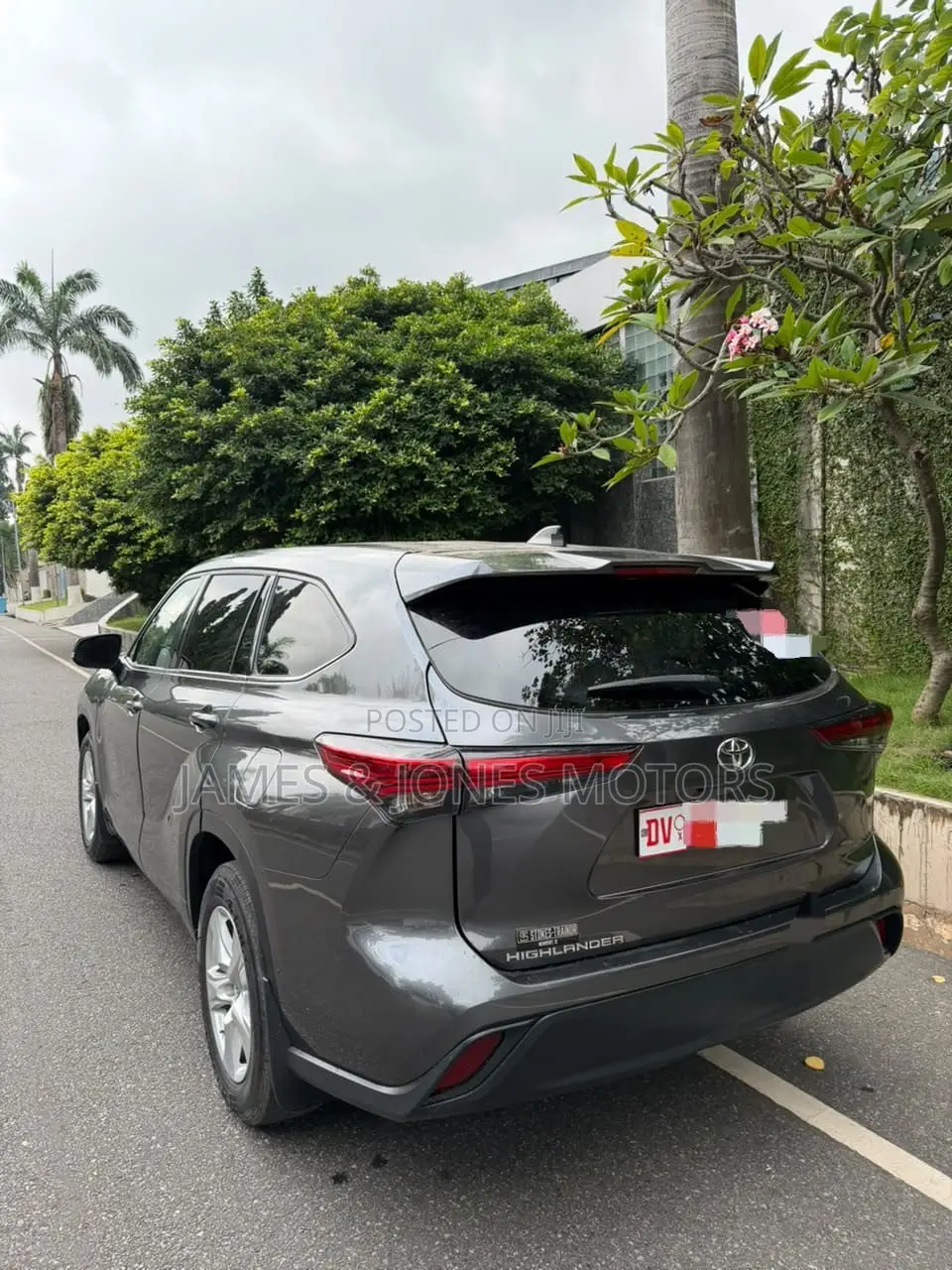 Toyota Highlander Limited AWD 2023 Matt Black