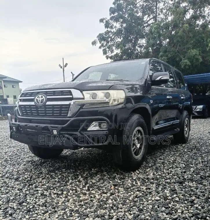 Toyota Land Cruiser 4.5 V8 VXR 2014 Black