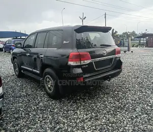 Toyota Land Cruiser 4.5 V8 VXR 2014 Black