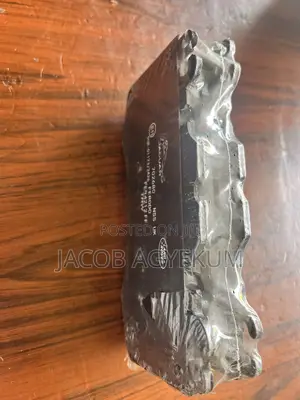 Range Rover Vogue 2023 Front Brake Pads Original
