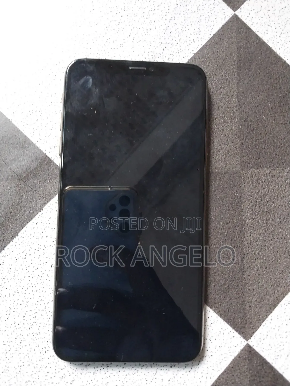 Apple iPhone XS Max 64 GB Gold