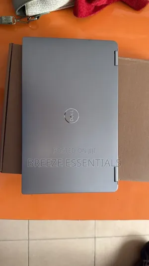 Laptop Dell Latitude 7400 2-in-1 16GB Intel Core i7 SSD 512GB