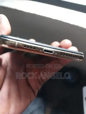 Apple iPhone XS Max 64 GB Gold