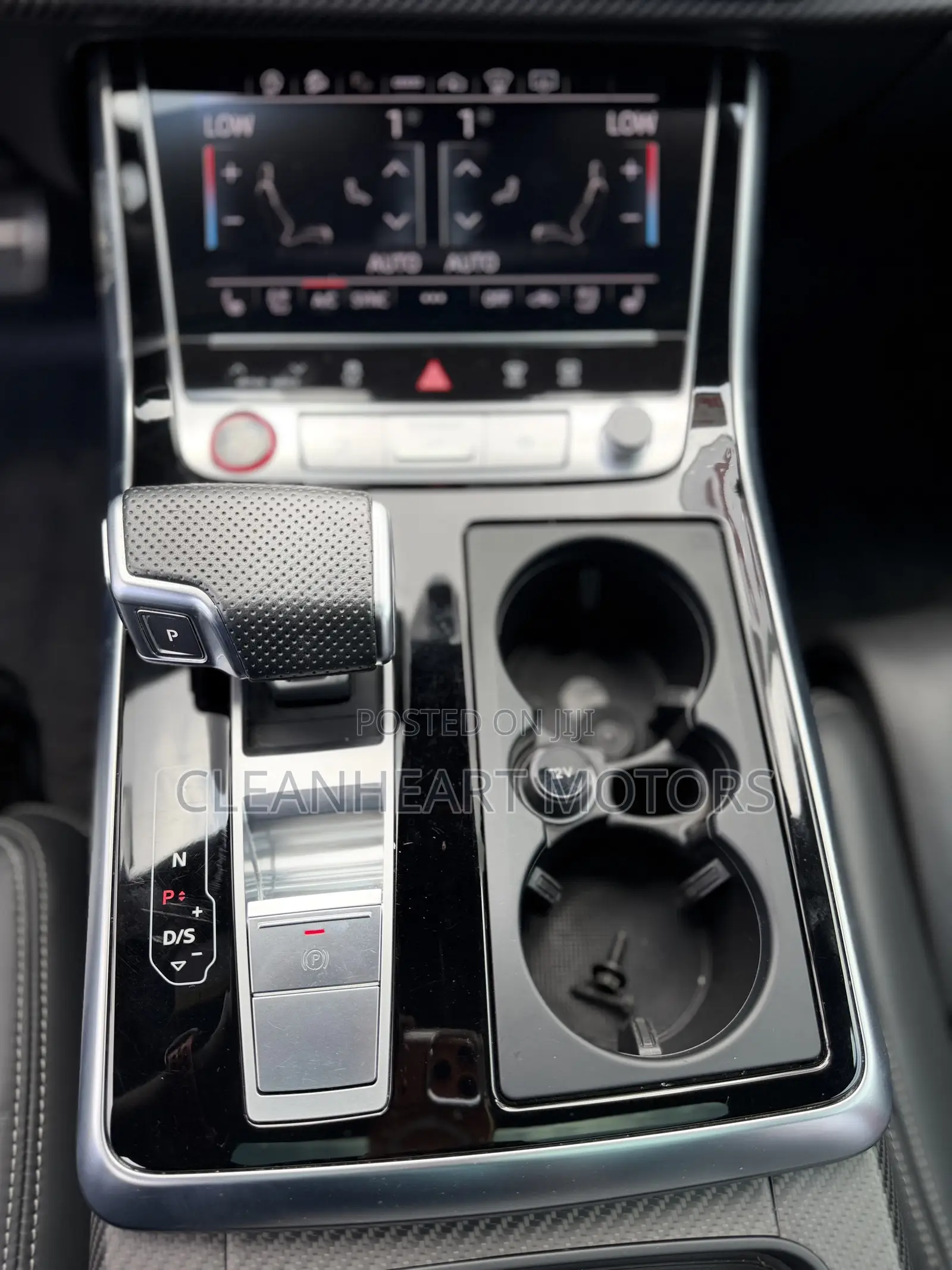 Audi RS Q8 Base 2024 Black