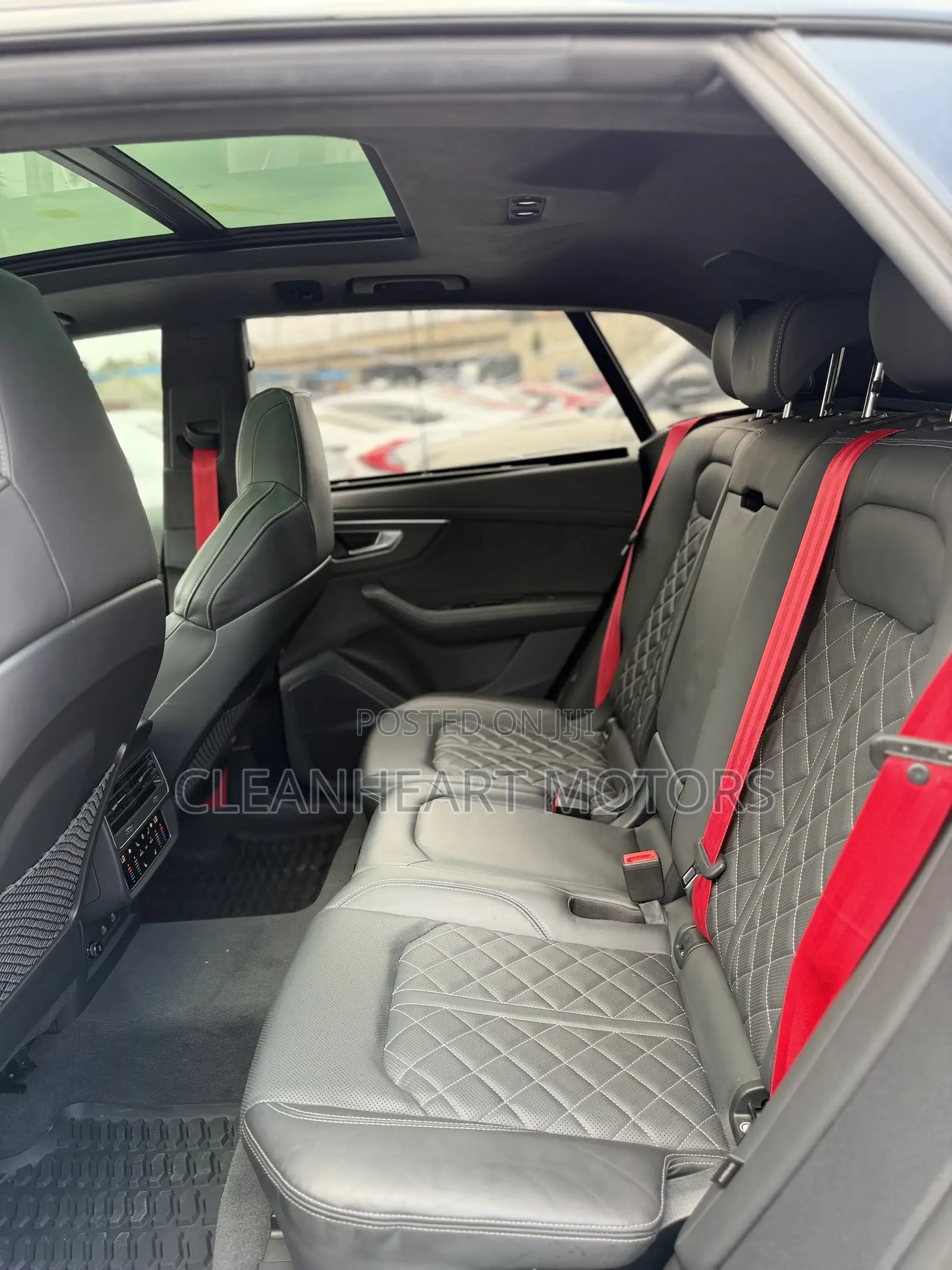 Audi RS Q8 Base 2024 Black