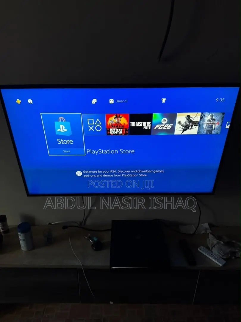 PS4 Pro 1TB + 5 Games + Original Controller