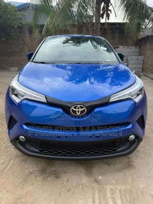 Toyota C-HR LE FWD 2019 Blue