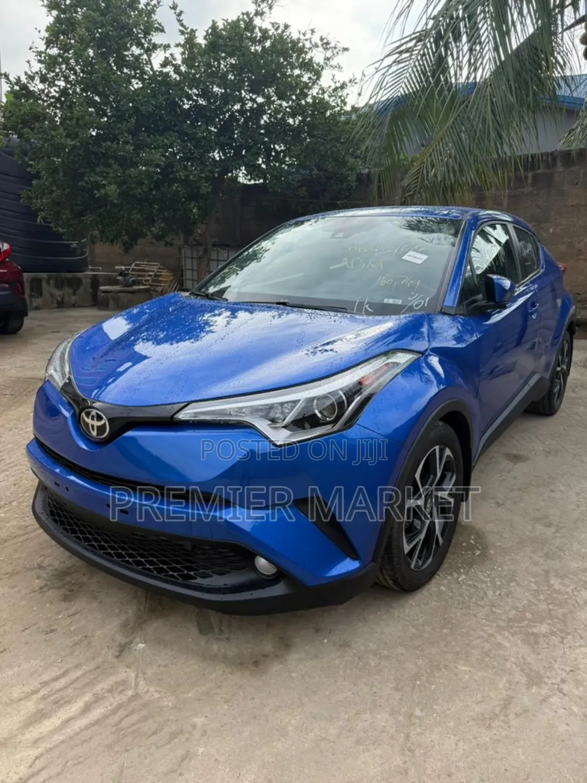 Toyota C-HR LE FWD 2019 Blue