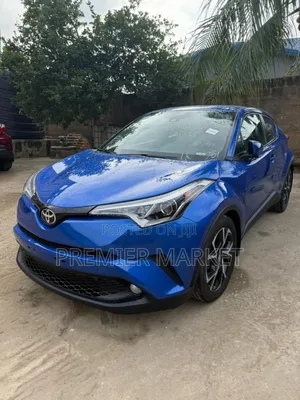 Toyota C-HR LE FWD 2019 Blue