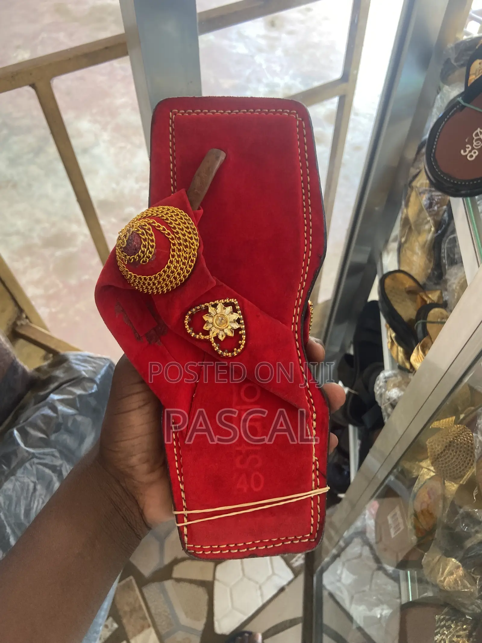 Ahenema Slippers