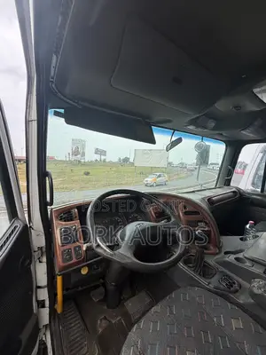 Hyundai Gold 16ton