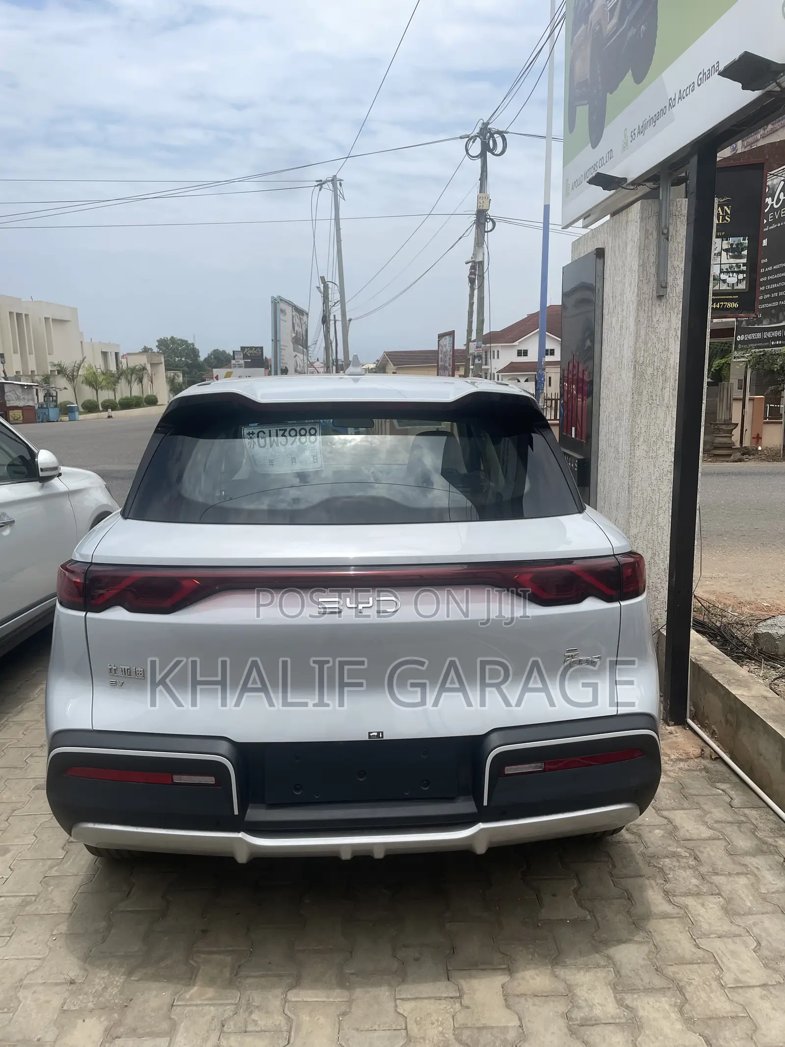 New BYD Yuan Up 45 kWh FWD 2024 Off white