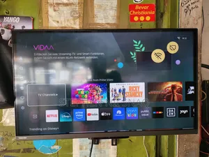 Toshiba 32 Inches Smart