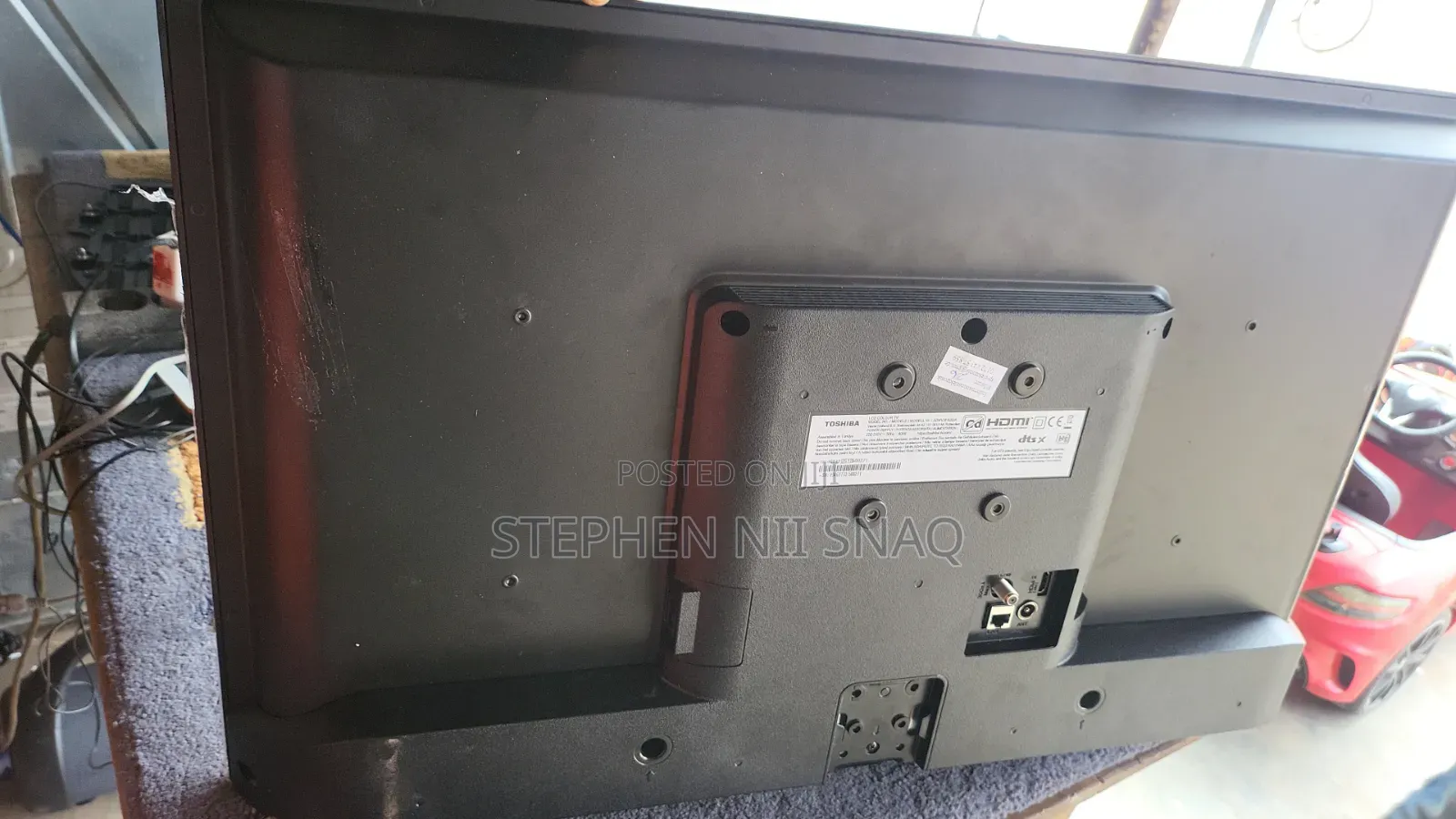 Toshiba 32 Inches Smart
