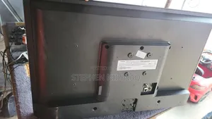 Toshiba 32 Inches Smart