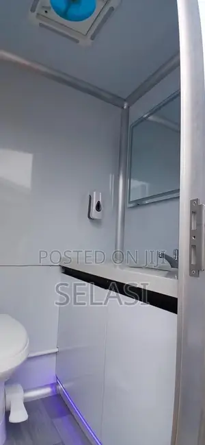 Premium Mobile Washrooms