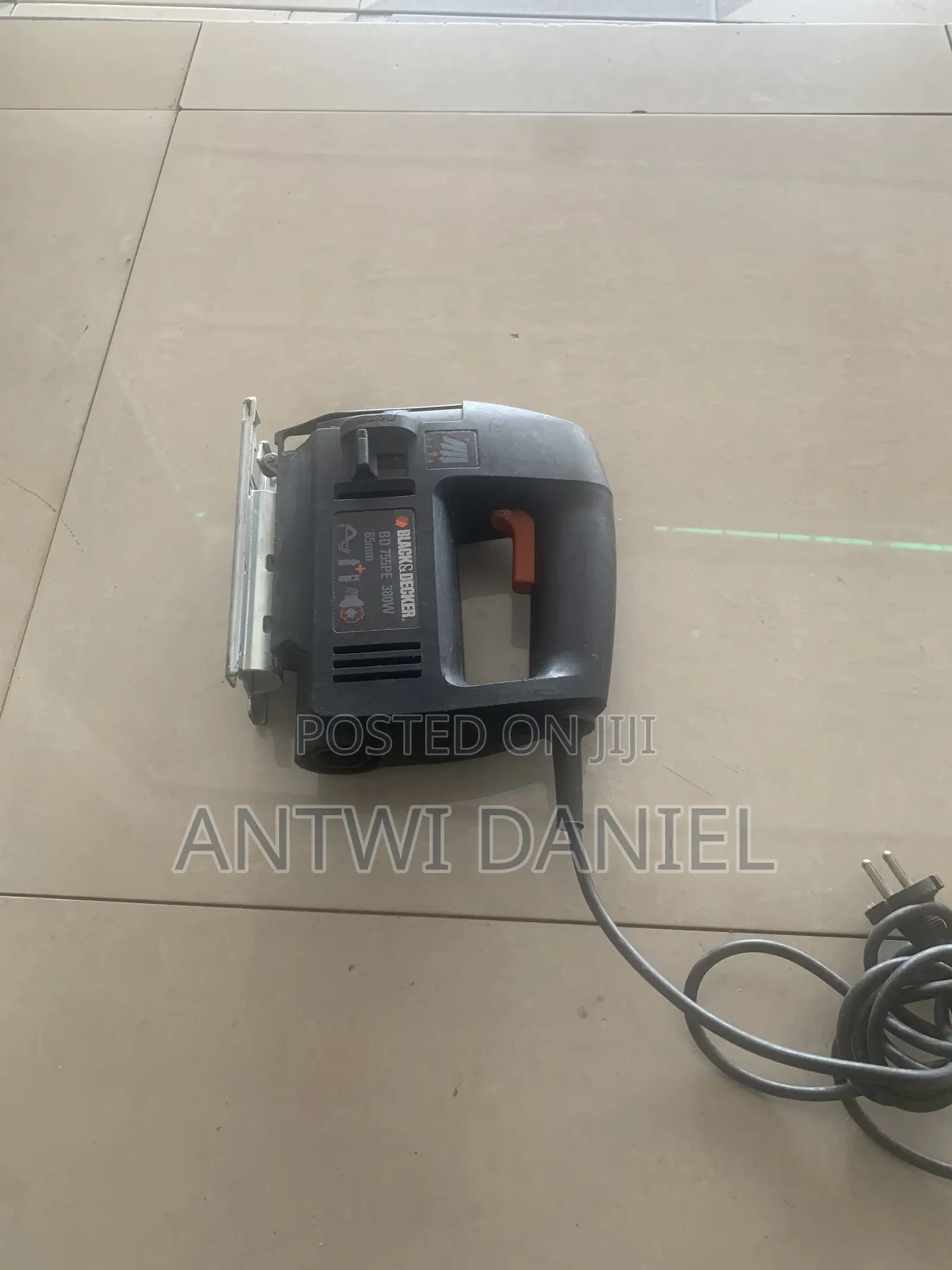 Black & Decker Jigsaw-380w