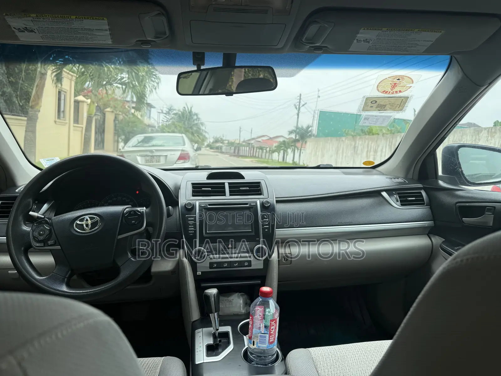 Toyota Camry LE 4dr Sedan (2.5L 4cyl 6A) 2013 Gray