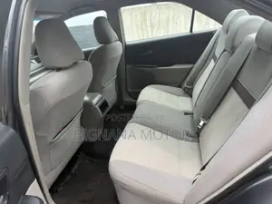 Toyota Camry LE 4dr Sedan (2.5L 4cyl 6A) 2013 Gray