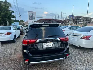 Mitsubishi Outlander 2018 Black