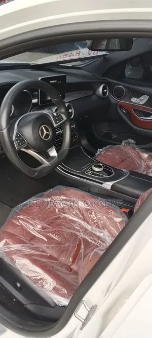 Mercedes-Benz C300 2017 White