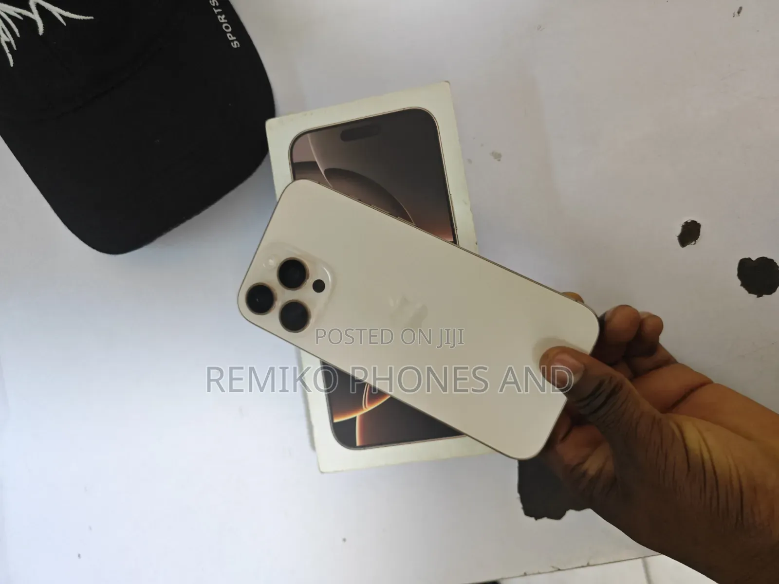 Apple iPhone 16 Pro Max 256 GB Bronze