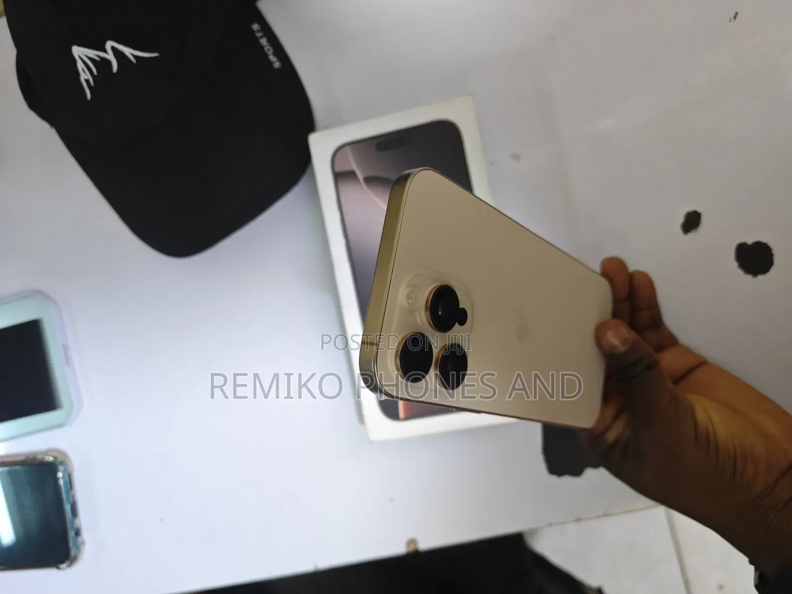 Apple iPhone 16 Pro Max 256 GB Bronze