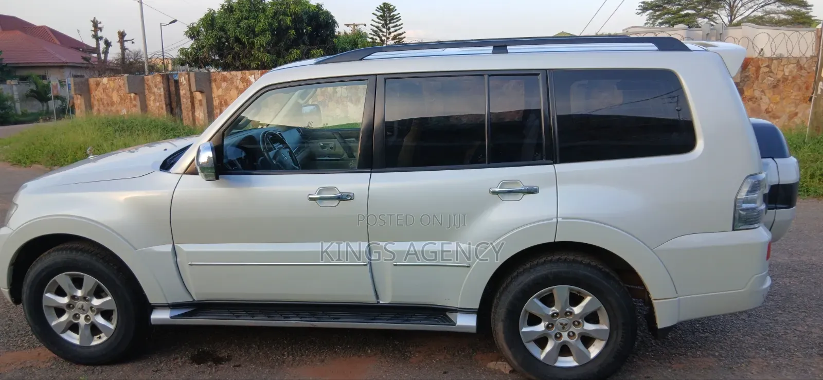 Mitsubishi Pajero 2018 White