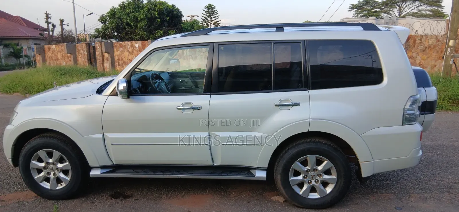 Mitsubishi Pajero 2018 White
