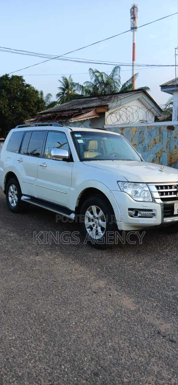 Mitsubishi Pajero 2018 White