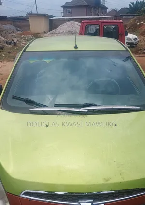 Chevrolet Spark 2011 Green