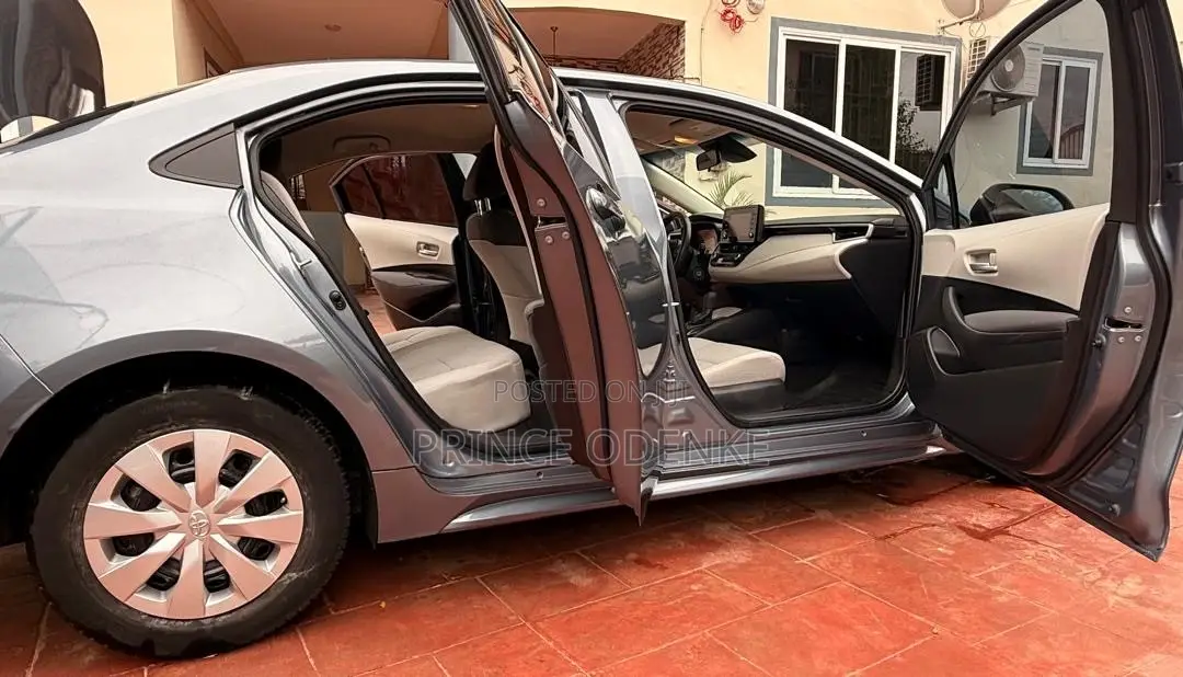 New Toyota Corolla L 2020 Gray
