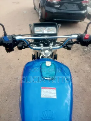 New Royal RY125 2026 Blue