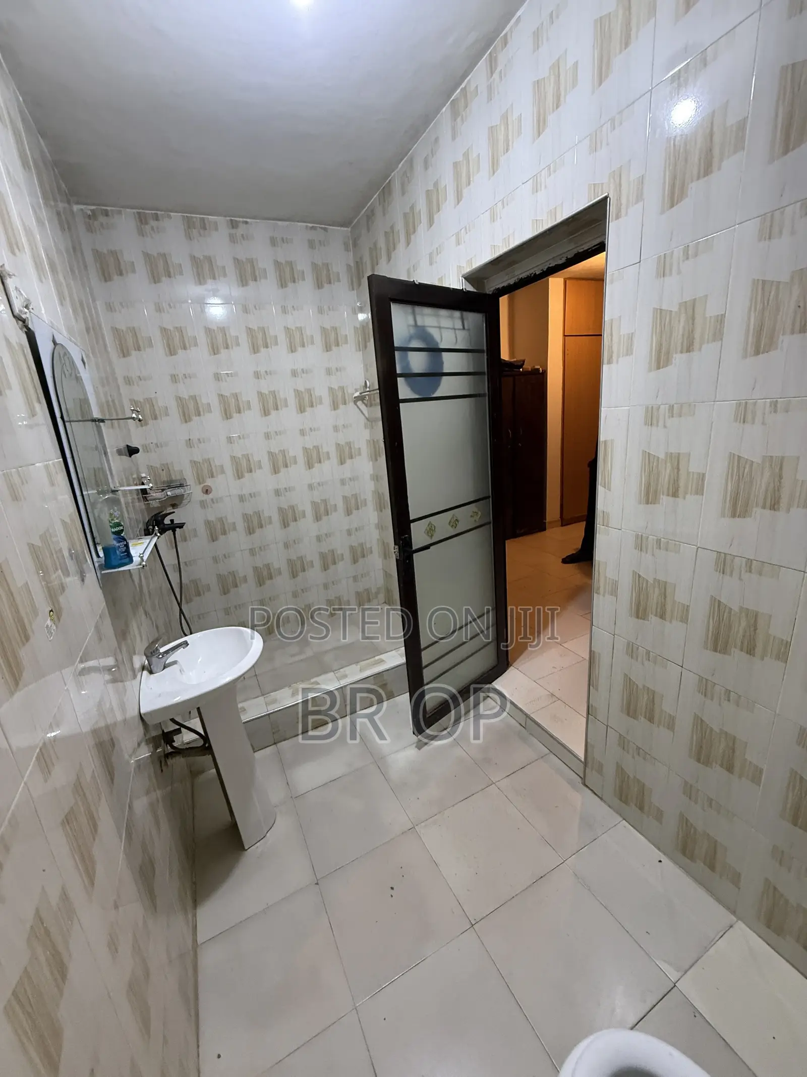 2bdrm Apartment in Tseaddo for rent
