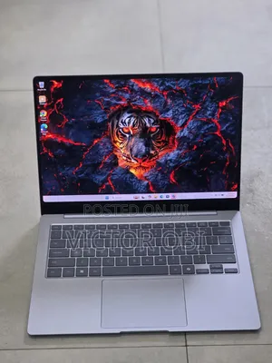 Laptop Samsung Galaxy Book4 16GB Qualcomm Snapdragon X Elite SSD 512GB