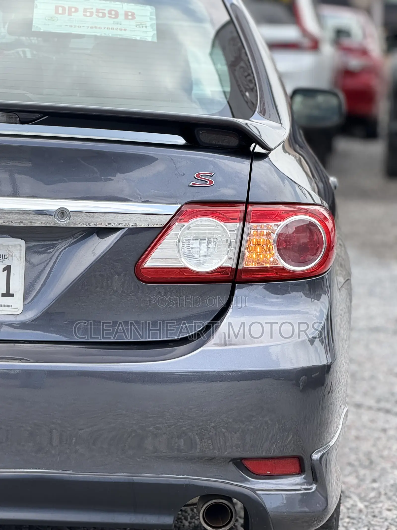 Toyota Corolla S 5-Speed 2013 Gray