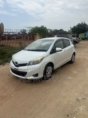 Toyota Vitz 2013 White