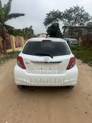 Toyota Vitz 2013 White