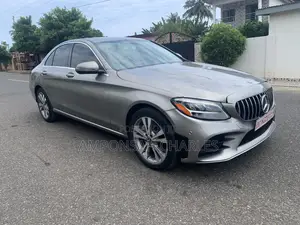 Mercedes-Benz C300 2020 Brown